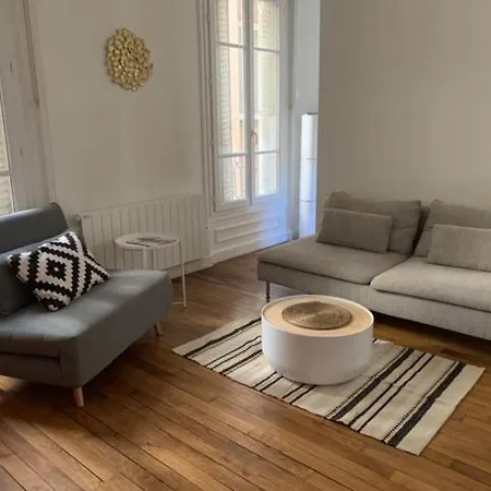 Apartment Breteuil Spacious Studio Paris